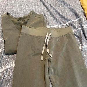FIGS scrubs